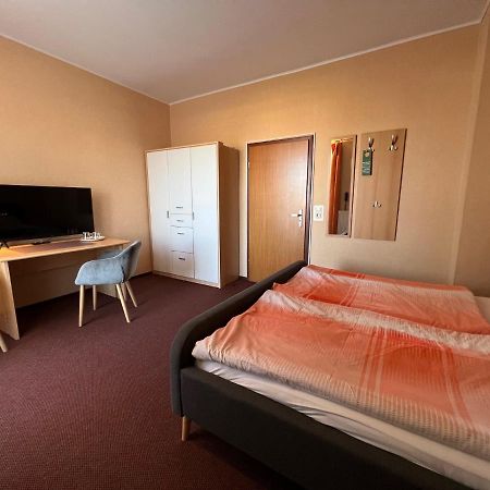 Hotelpension Am Thermalbad باد نيندورف المظهر الخارجي الصورة