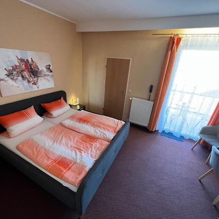 Hotelpension Am Thermalbad باد نيندورف المظهر الخارجي الصورة