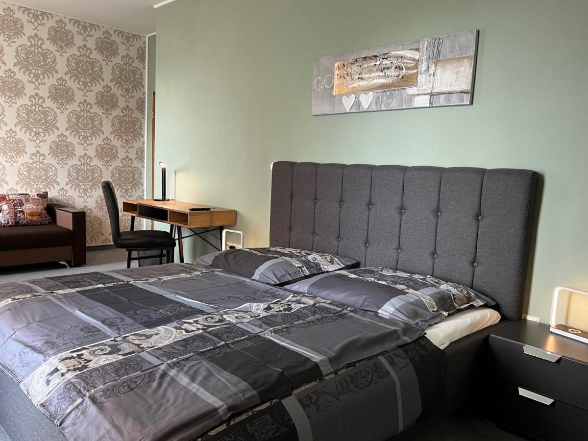 Hotelpension Am Thermalbad باد نيندورف المظهر الخارجي الصورة